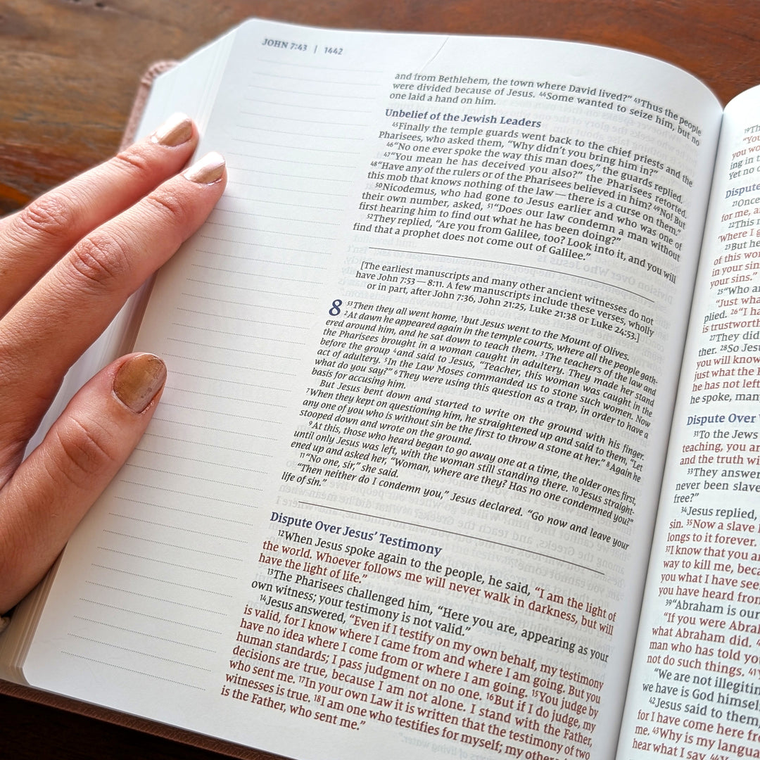 Biblia NVI Personalizada para Niños - Rosa | Nombre grabado