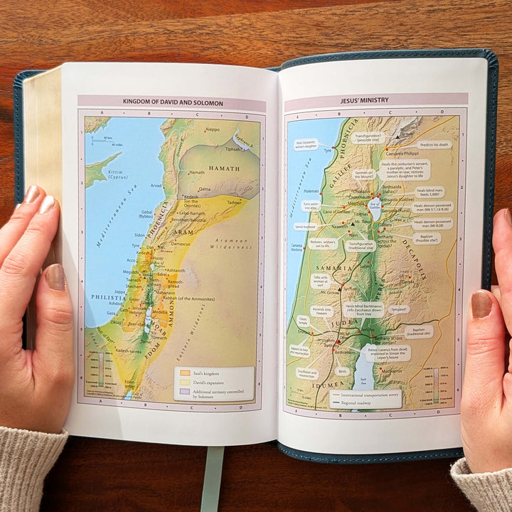 Biblia NVI Personalizada para Niños - Rosa | Nombre grabado